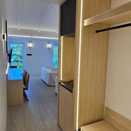 Hotel Olympic Village & 4*