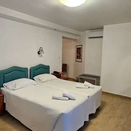 Olympic Village & 4* Olümpia