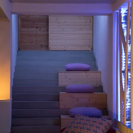 Olympic Village & 4*