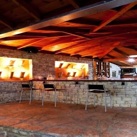 Szálloda Olympic Village & 4*