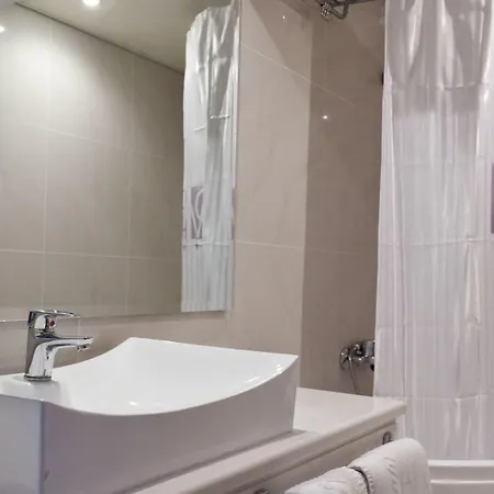 Olympic Village & Olümpia