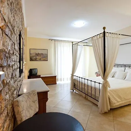 Olympic Village & Hotel Ancient Olympia