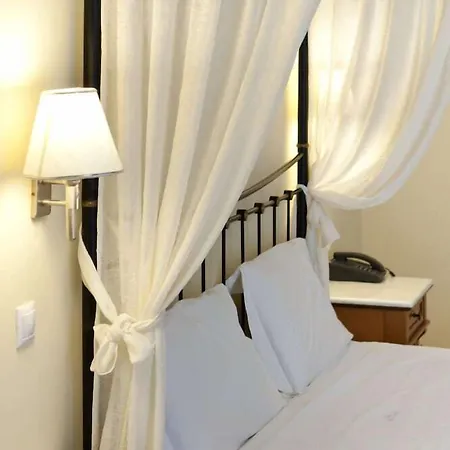 Olympic Village & Hotel Olympie