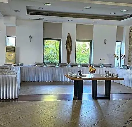 Hotel Olympic Village & 4*
