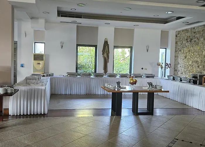 Hotel Olympic Village &