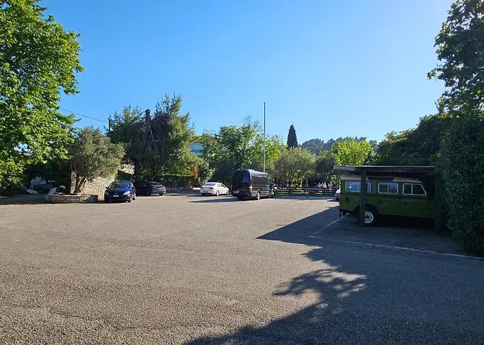 ホテル Olympic Village & 4*