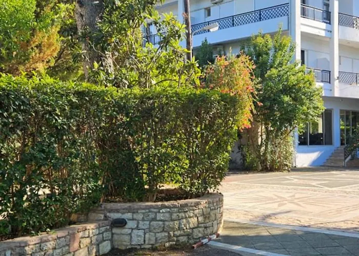 Olympic Village & Hotel 4*