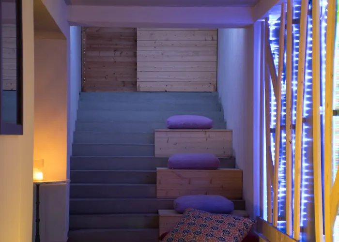 Olympic Village & 4*