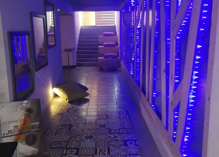 Hotel Olympic Village &