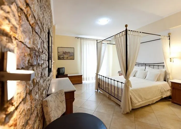 Olympic Village & Hotel 4*