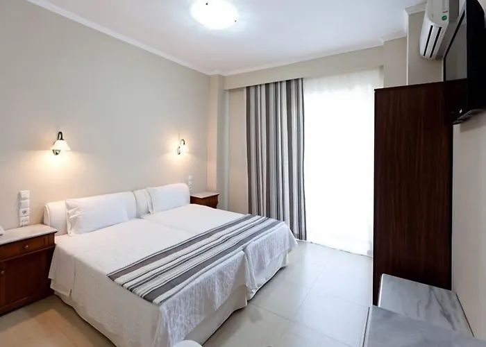 ホテル Olympic Village & 4*