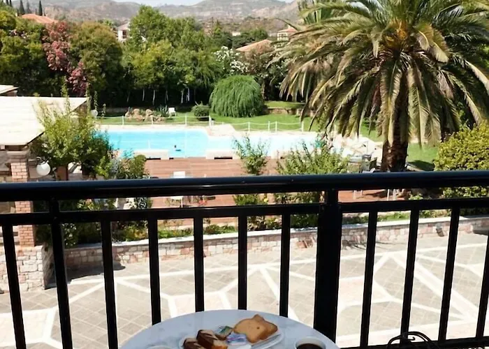 Olympic Village & 4*